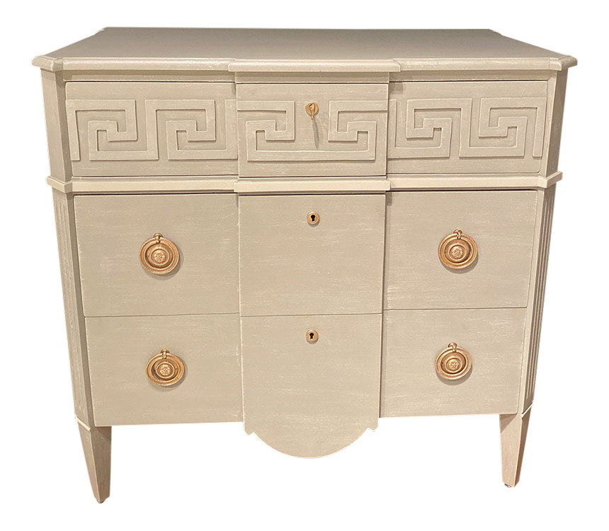 Roma Chest